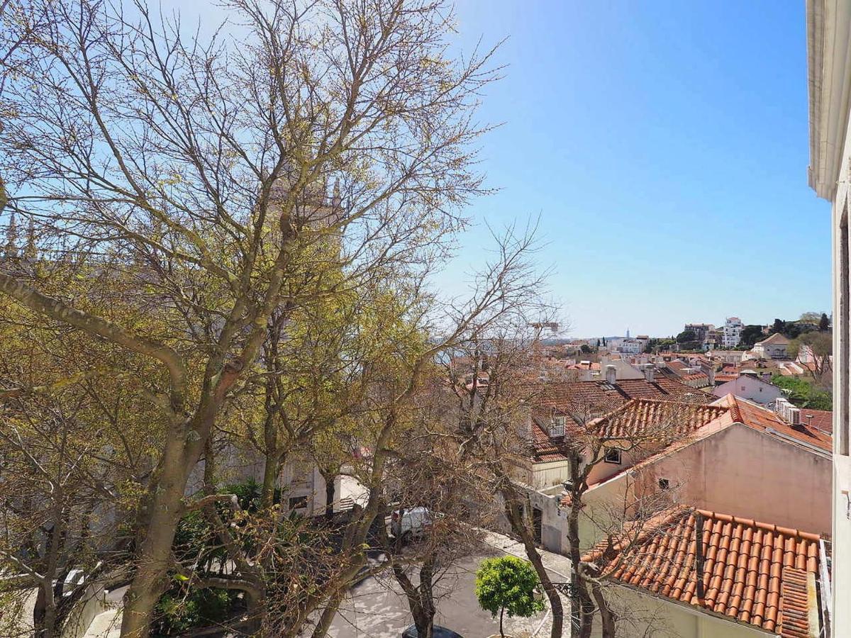 Mosteiro - Lissabon Altstadt Lisboa Exterior foto